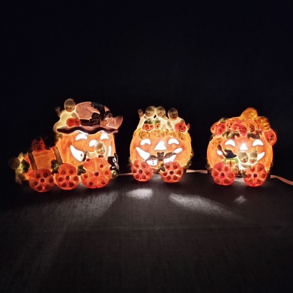 Vintage Ceramic Spooky Halloween Pumpkin Jack O Lantern Train String Lights - Picture 11 of 12